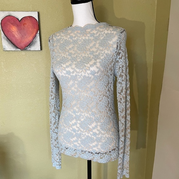 O2 Collection Lace Top - Picture 8 of 9